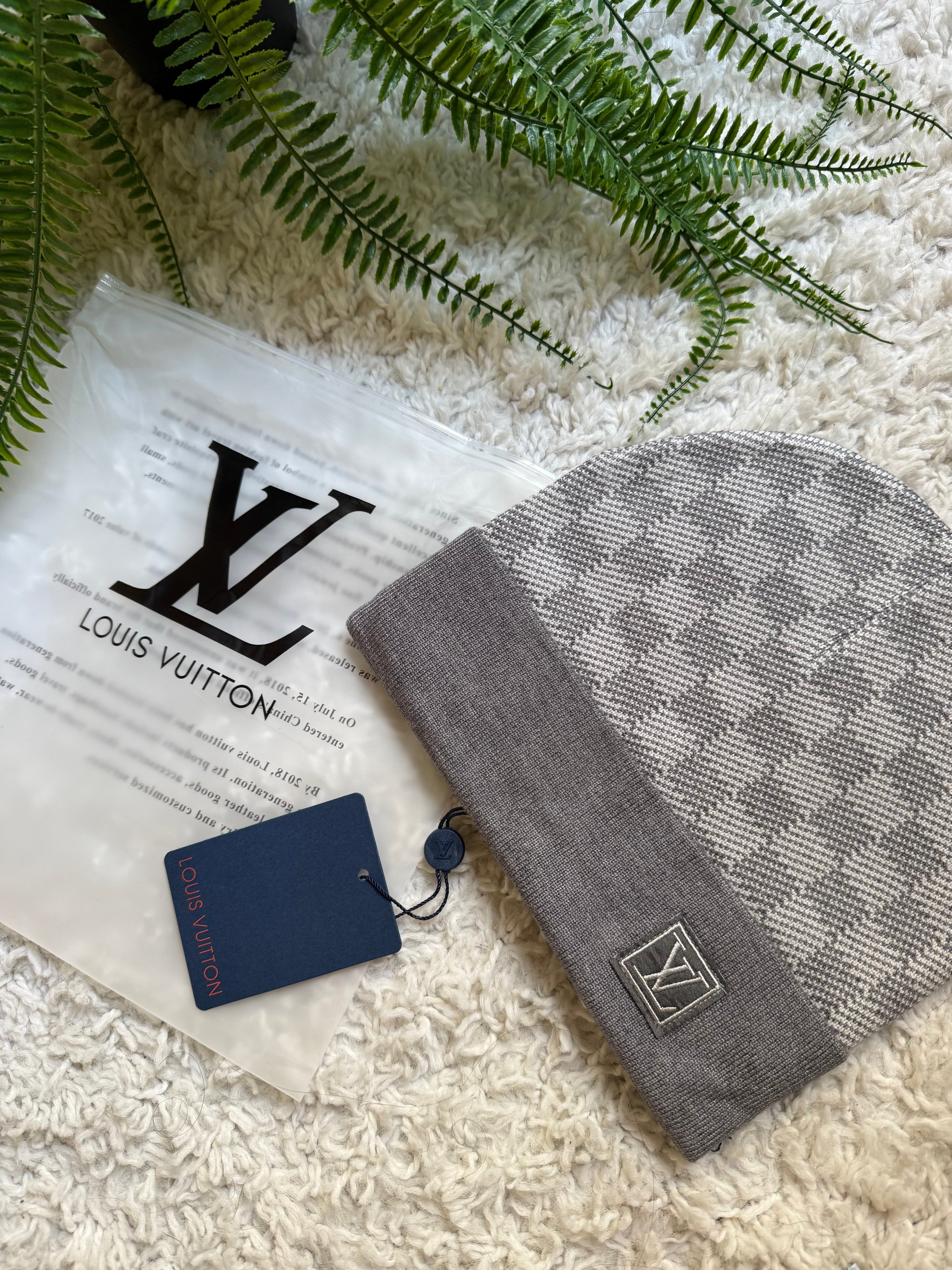 Bonnet LV